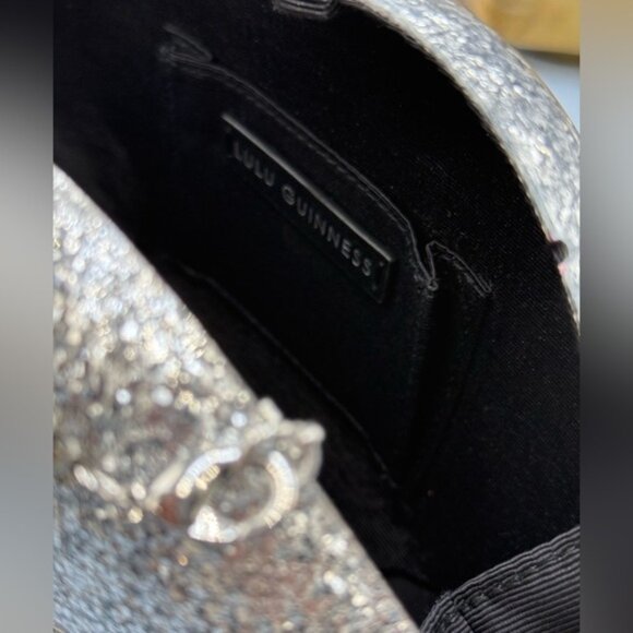 🆕 LULU GUINNESS 🧿 NWOT Silver Glitter Iconic Lips Perspex Clutch on a Chain - Picture 9 of 16